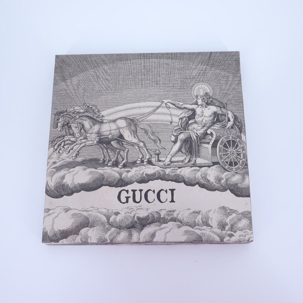 GUCCI Printed Roman Motif Scarf Size Gift Box 9.5x9.5x1